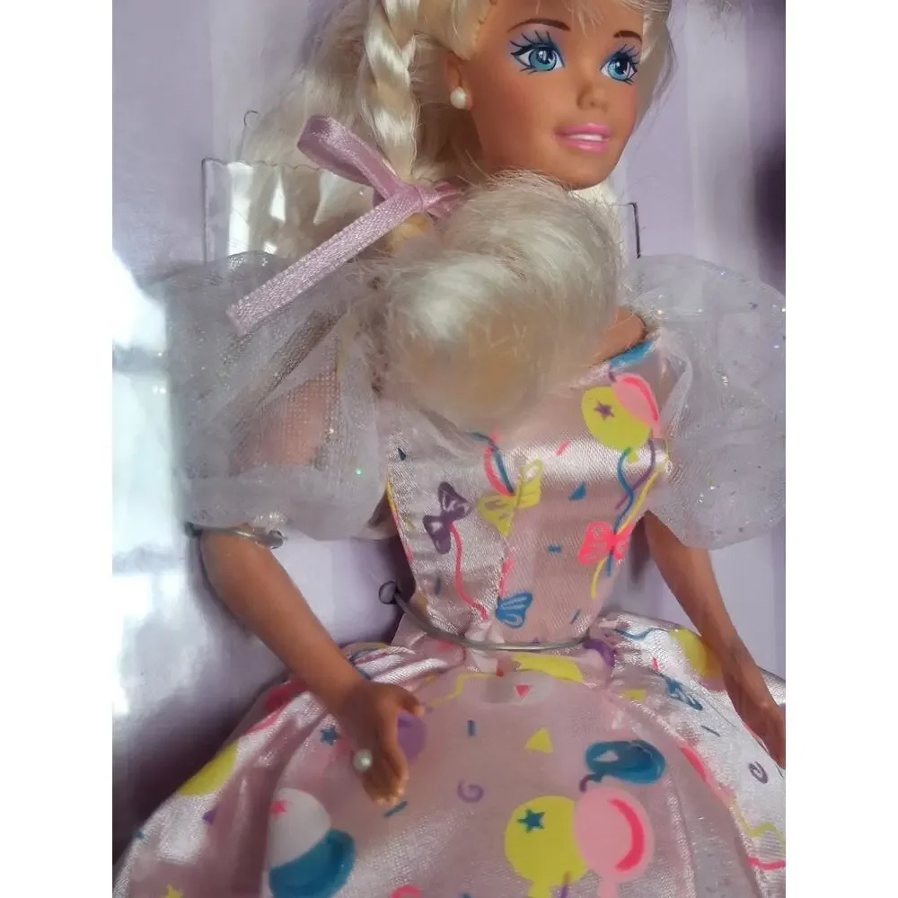 Barbie Birthday The Prettiest Present for You Doll 1996 Mattel 15998